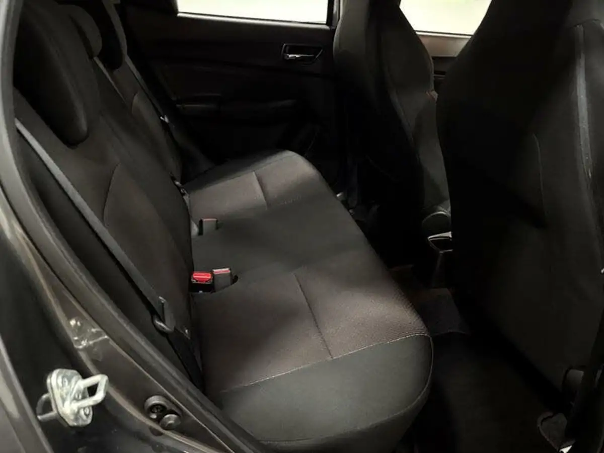 2018-suzuki-swift-14-boosterjet-sport-big-35