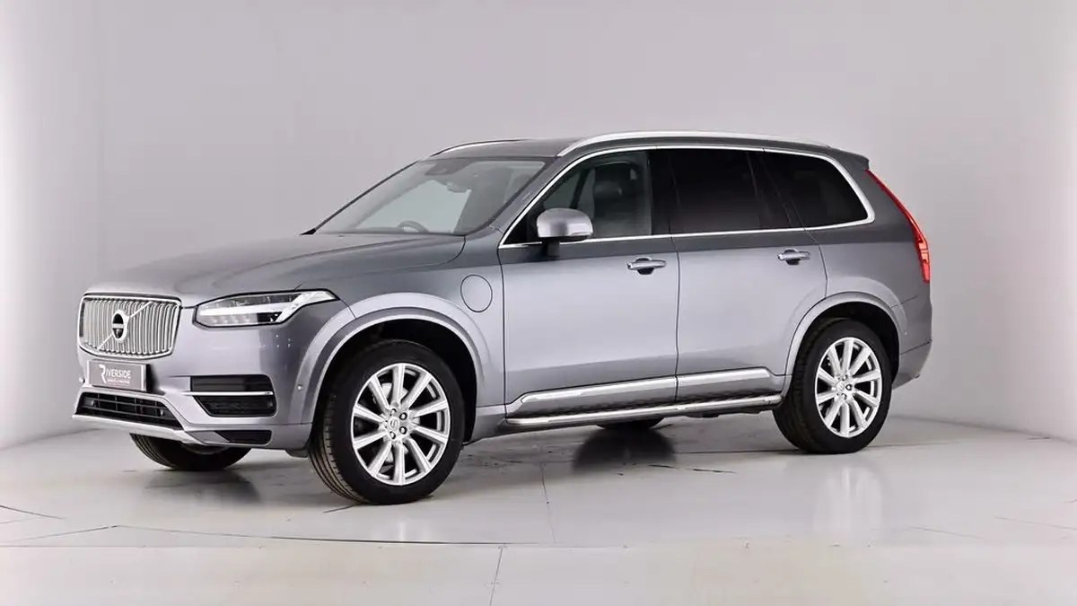 2018-volvo-xc90-20-t8-inscription-384bhp-awd-twin-engine-big-63