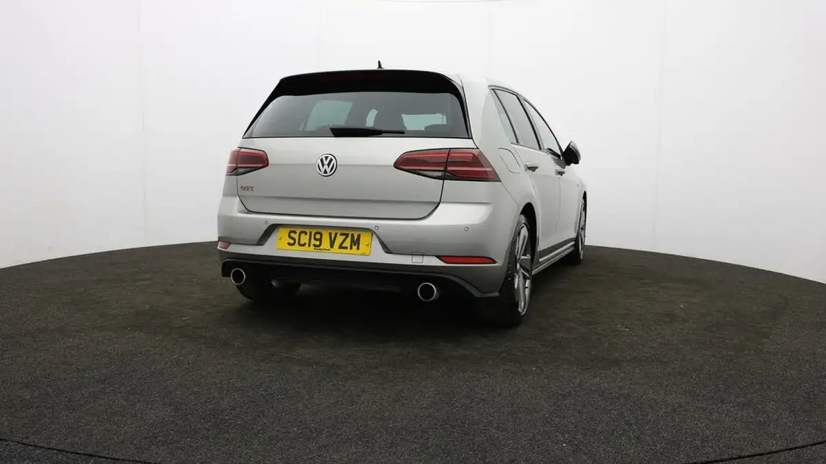 2019-volkswagen-golf-20-tsi-gti-performance-5d-big-75