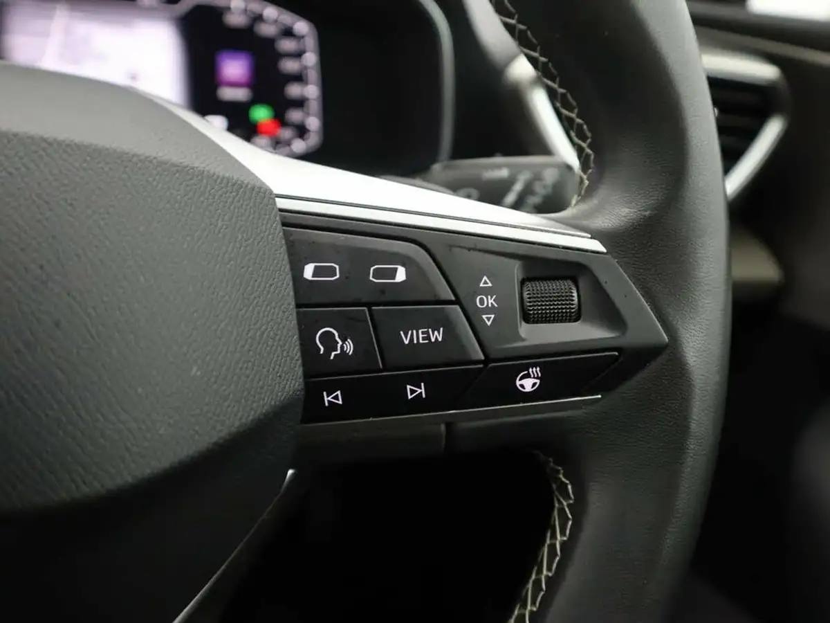 2021-seat-leon-15-etsi-xcellence-estate-big-23