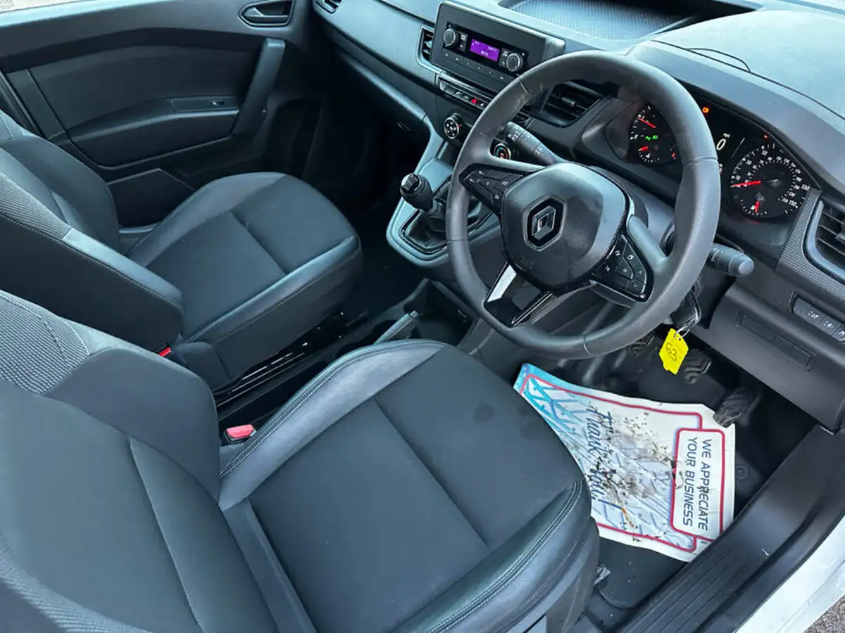 2022-renault-kangoo-15dci-ml19-95-start-big-13