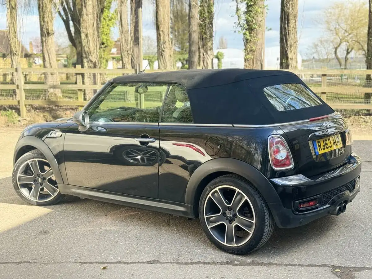 2013-mini-cooper-16-cooper-s-convertible-2d-big-40