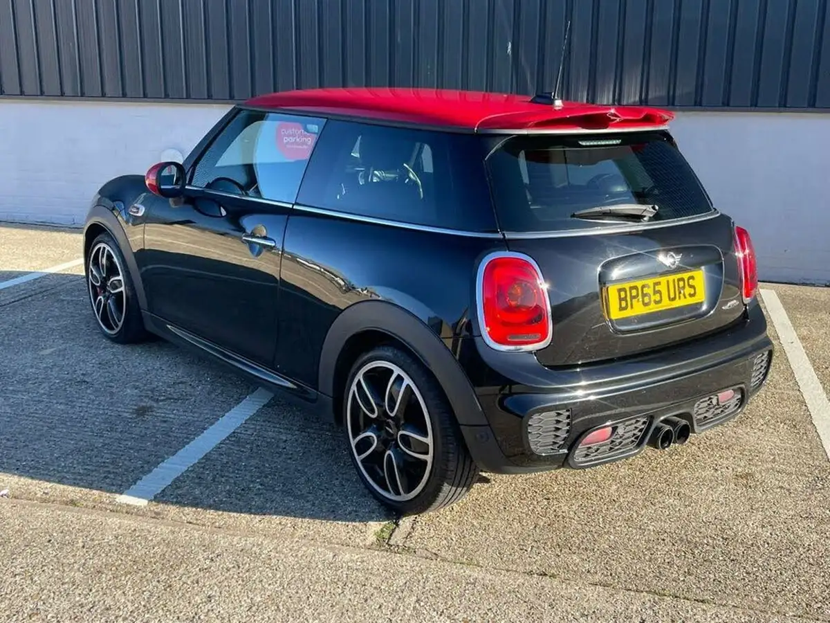 2016-mini-cooper-20-cooper-jcw-big-67