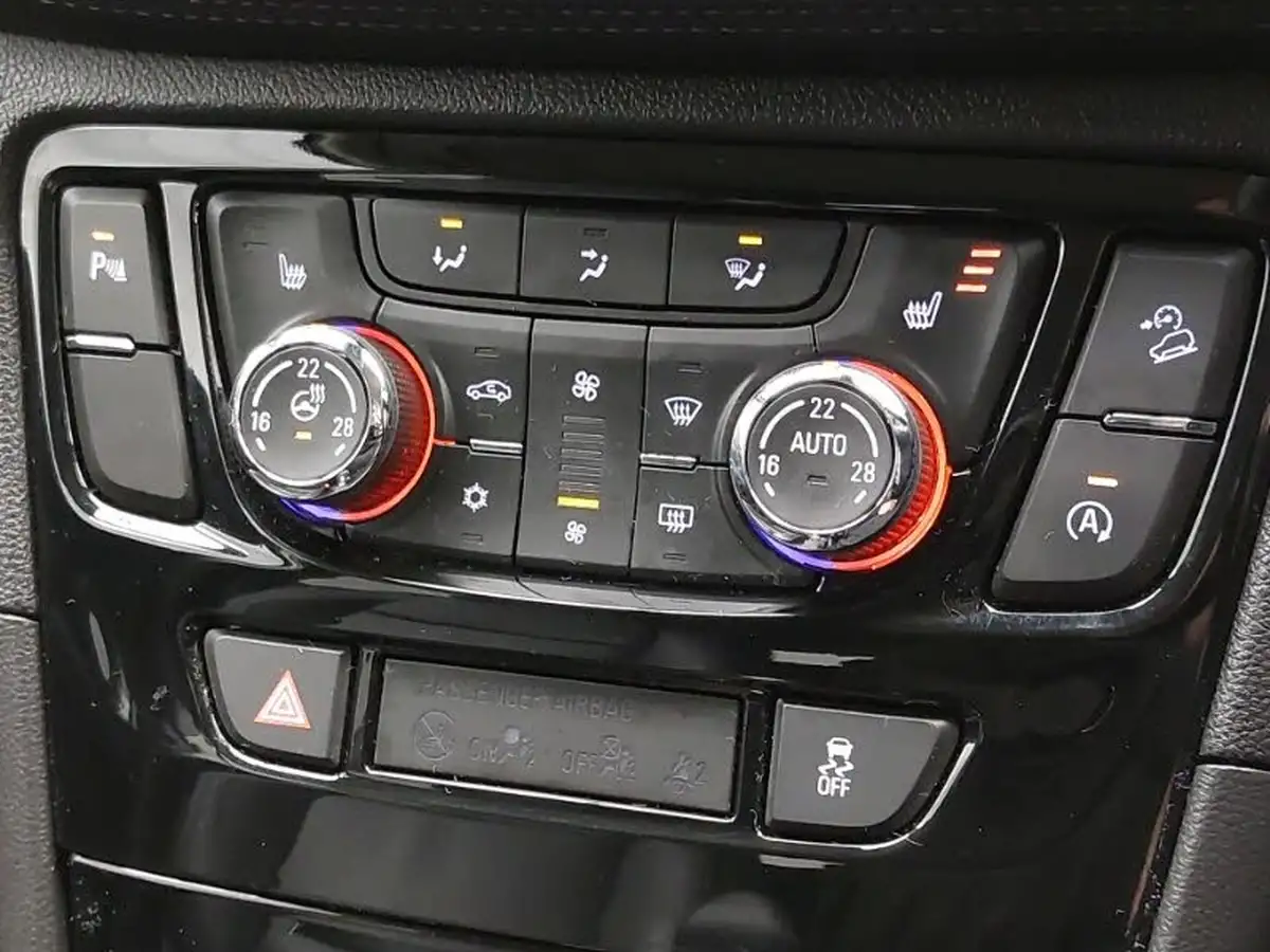 2018-vauxhall-mokka-x-14i-16v-turbo-elite-nav-140ps-4x4-ss-1364cc-big-12
