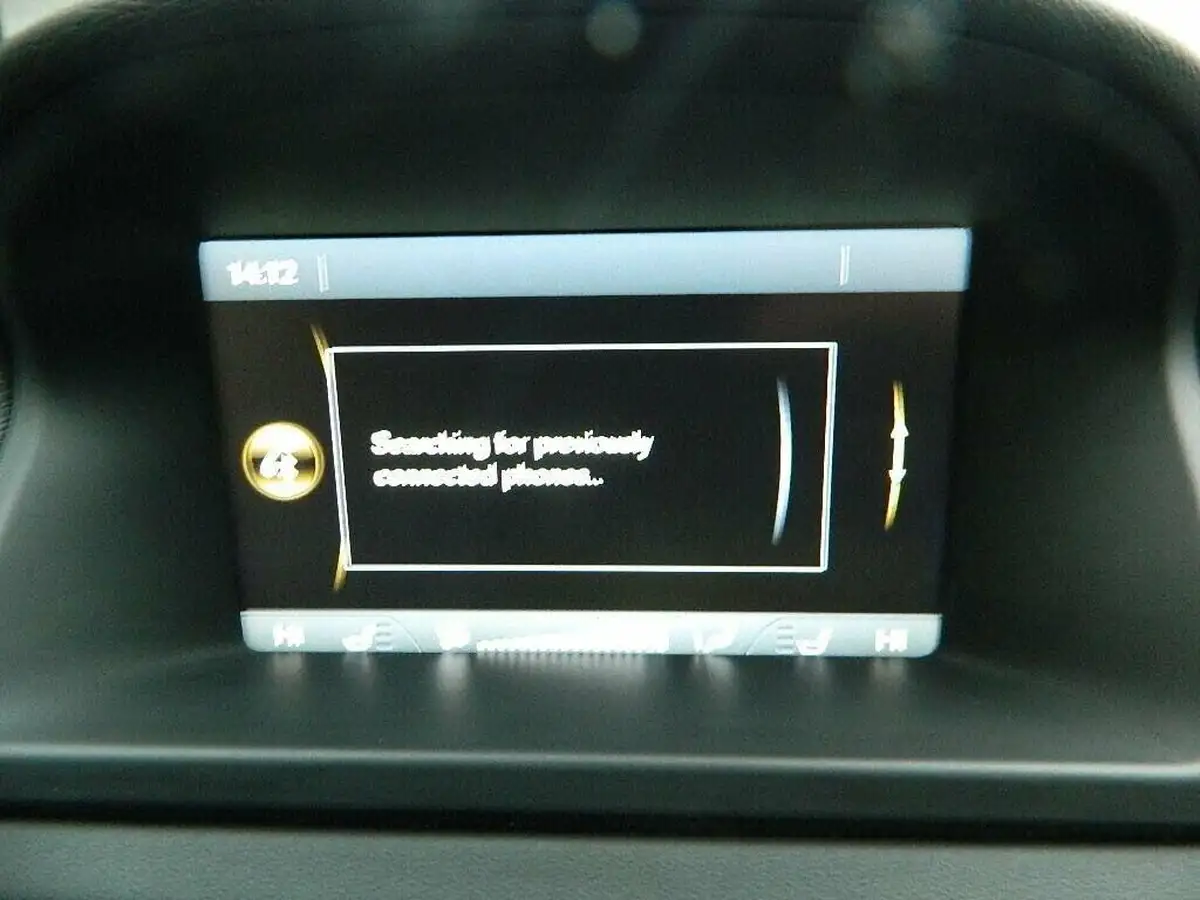 2013-volvo-xc70-24td-d4-se-lux-163bhp-ss-geartronic-big-49