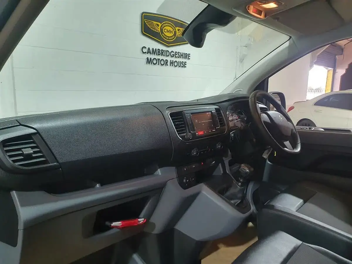 2019-citroen-dispatch-20bluehdi-enterprise-m-1400-120pseu6d-ss-panel-big-41