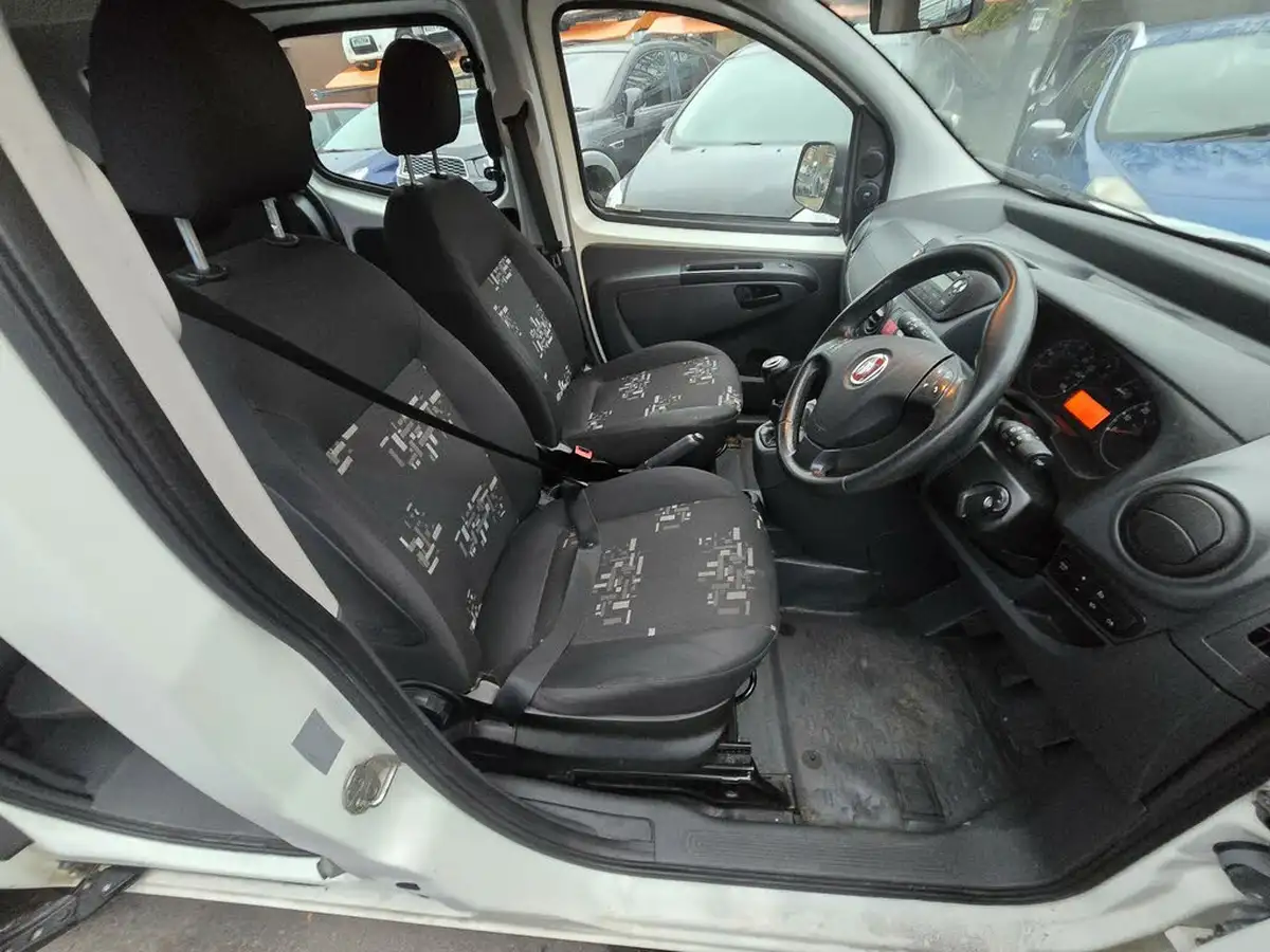 2011-fiat-qubo-big-1