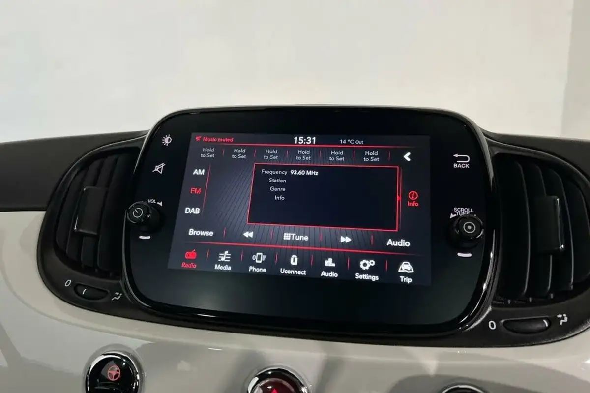 2023-fiat-500-10-big-23