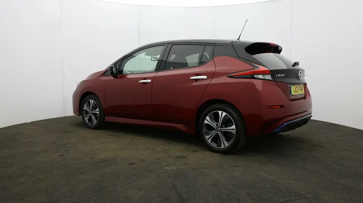 2021-nissan-leaf-e-n-connecta-big-4
