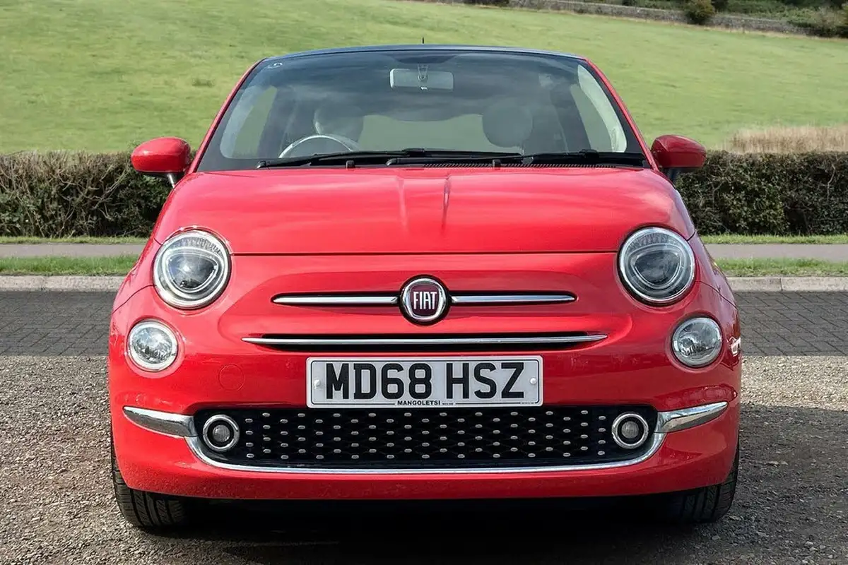 2019-fiat-500-12-lounge-ss-big-7