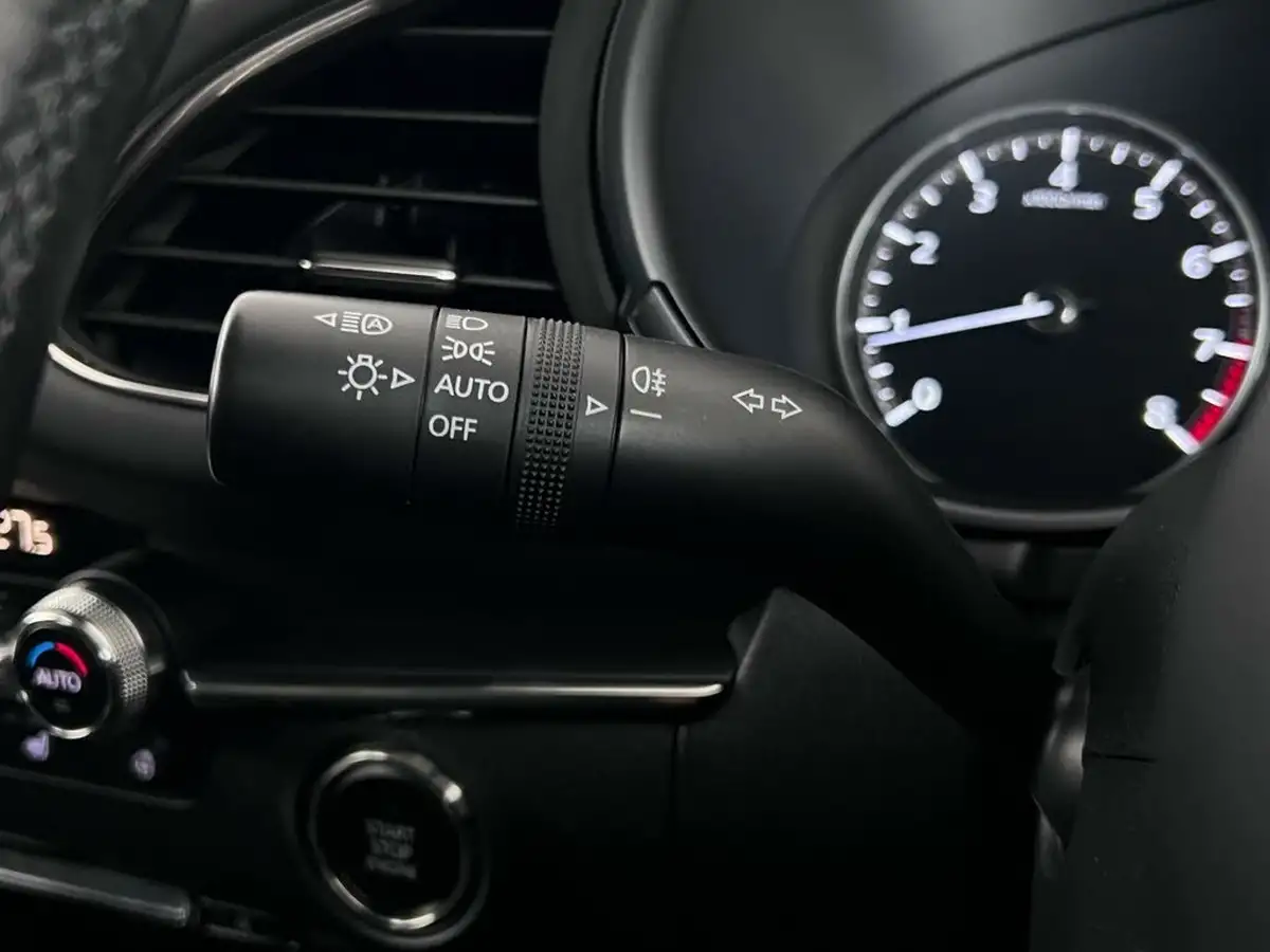 2019-mazda-mazda3-20-gt-sport-180ps-saloon-4d-big-21