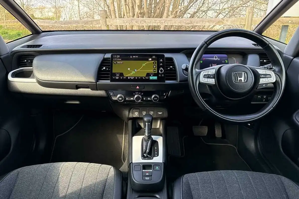 2020-honda-jazz-15-i-mmd-ex-big-3