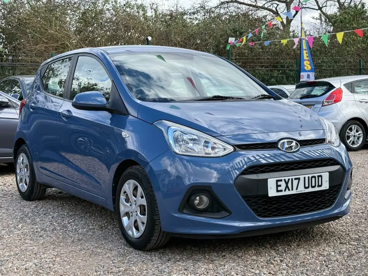 2017-hyundai-i10-12-se-big-0