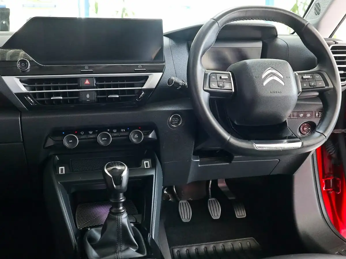 2021-citroen-c4-12-puretech-shine-130ps-big-22