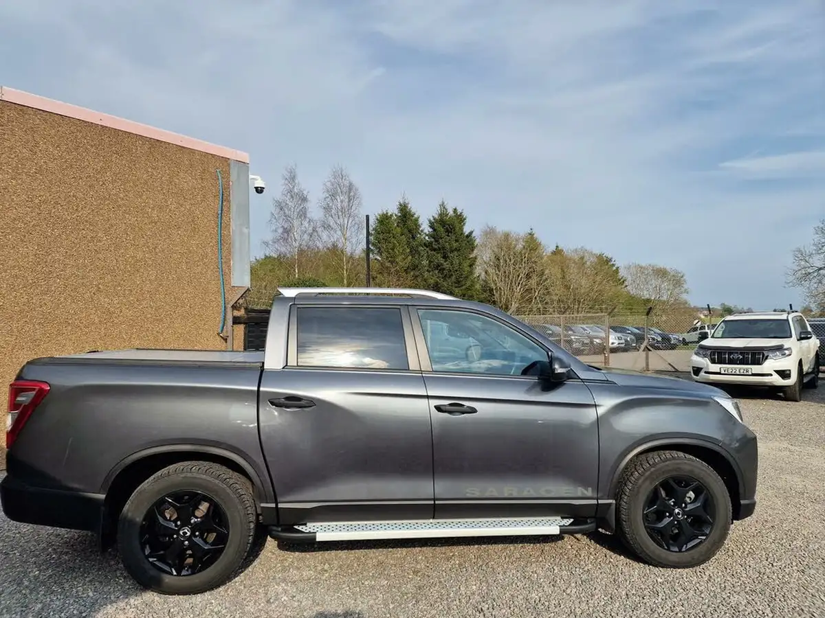 2024-kgm-ssangyong-musso-22td-saracen-big-6