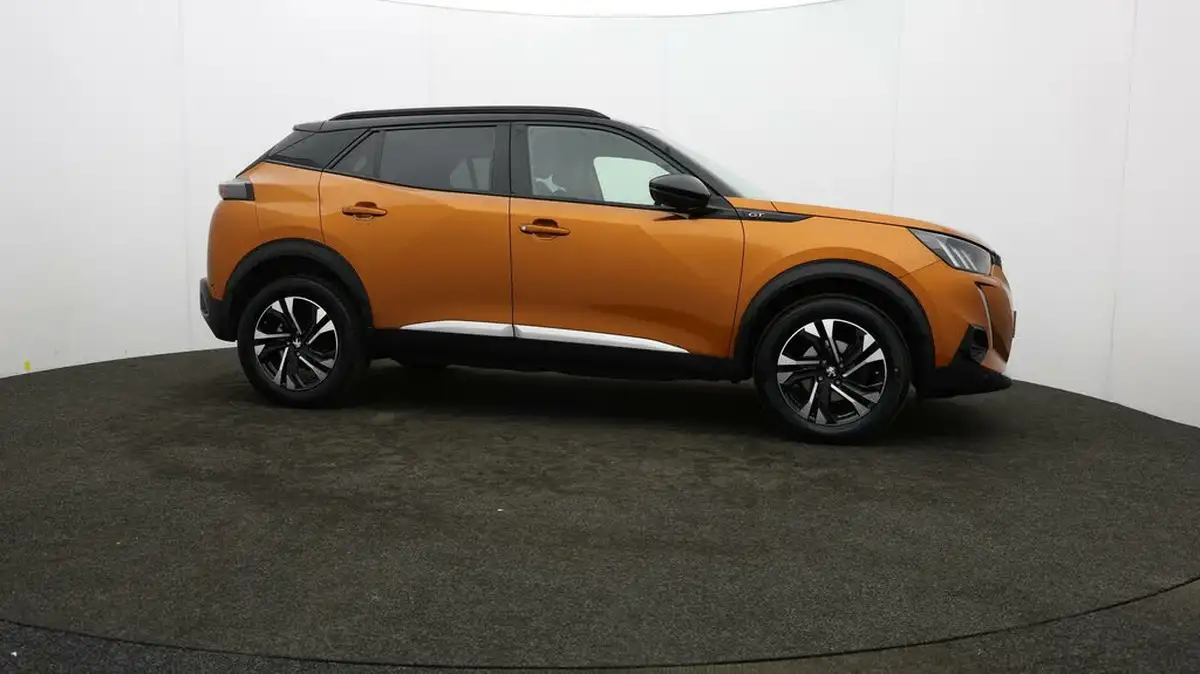 2021-peugeot-2008-suv-12-puretech-gt-big-33