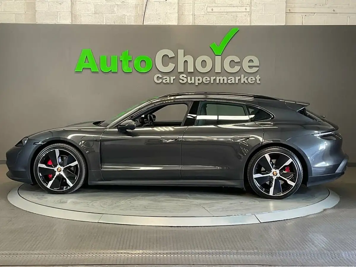 2023-porsche-taycan-e-4s-sport-turismo-571ps-performance-battery-plus-big-7