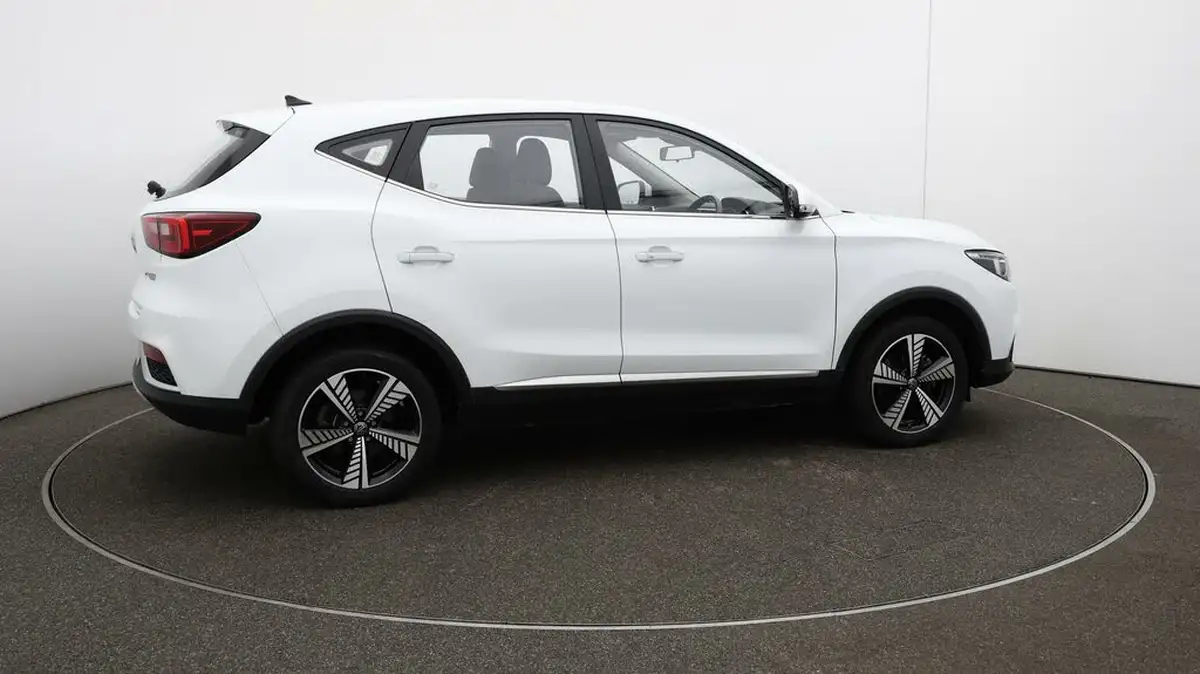 2021-mg-zs-suv-e-excite-ev-big-41