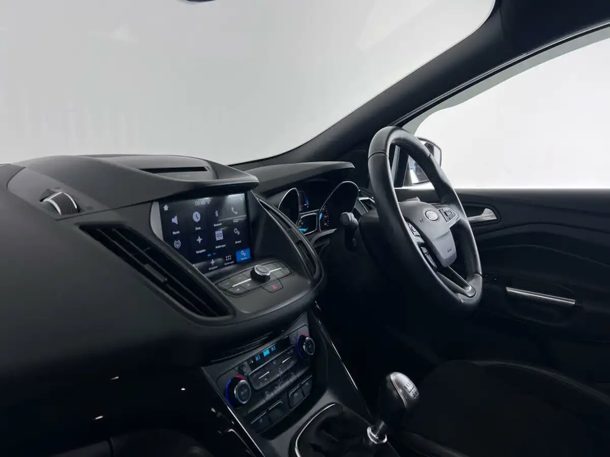 2017-ford-kuga-20tdci-st-line-150ps-ss-big-17
