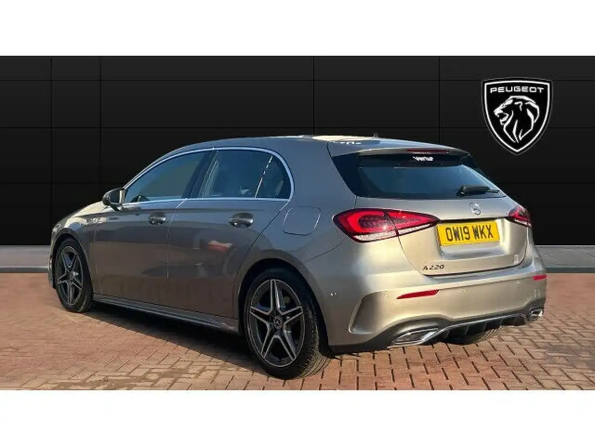 2019-mercedes-benz-a-class-20-a220-amg-line-executive-hatchback-5d-big-1