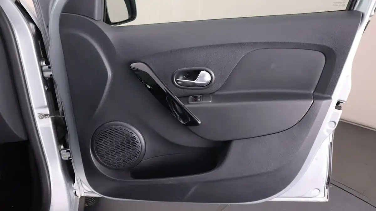 2019-dacia-sandero-stepway-09-tce-techroad-big-15