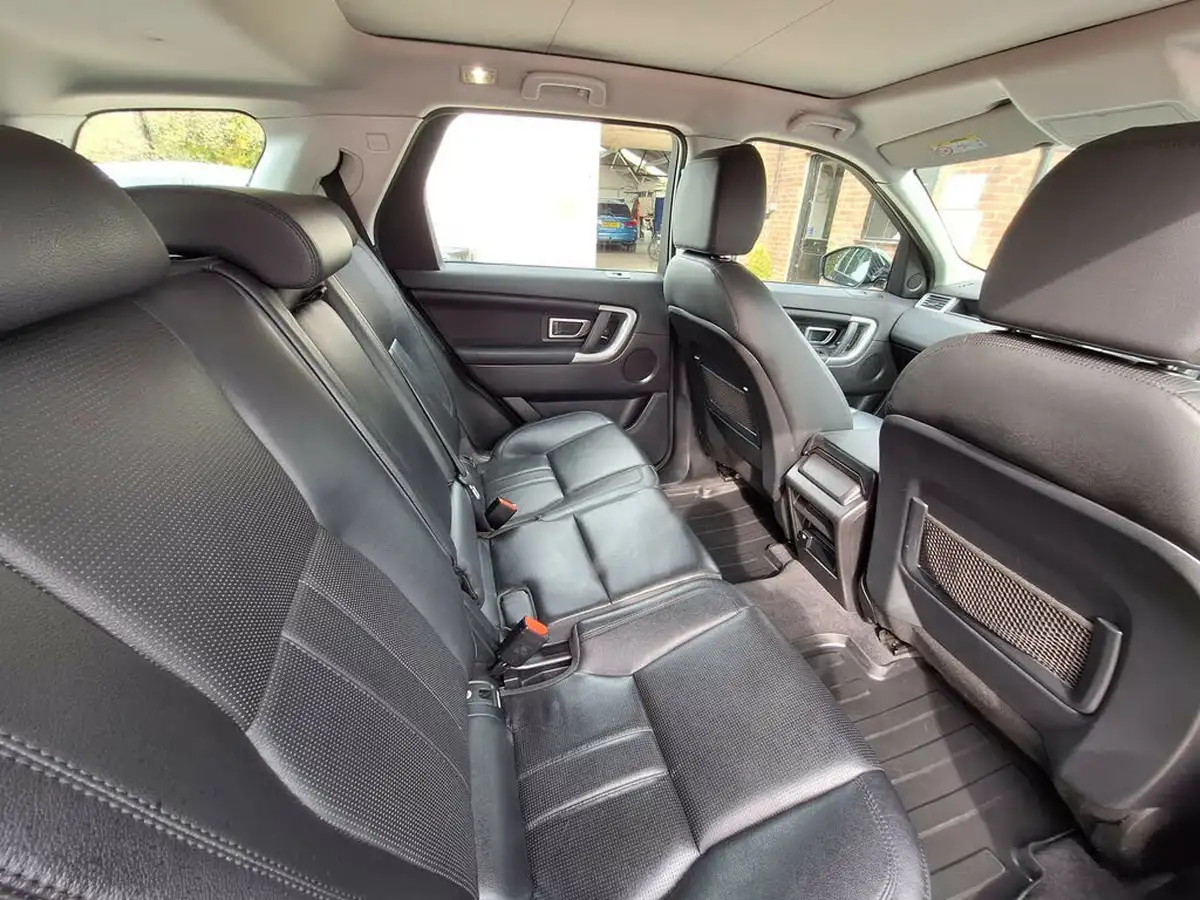 2016-land-rover-discovery-sport-20td4-hse-180ps-awd-ss-auto-big-10