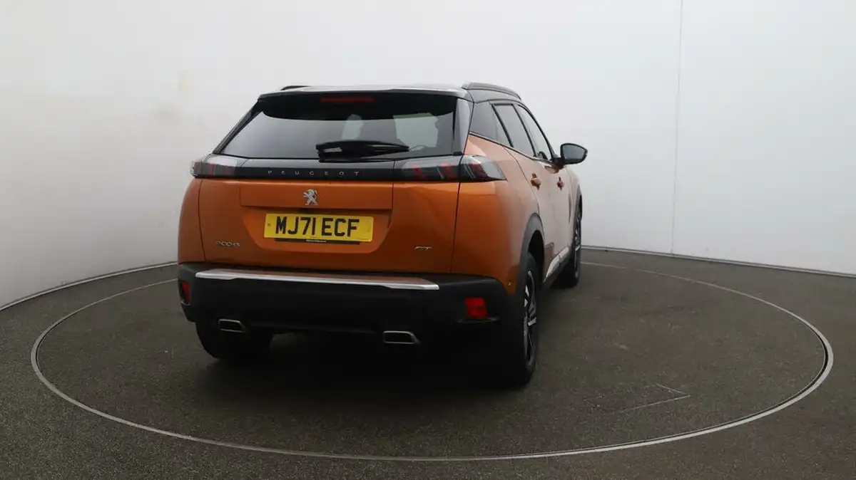 2021-peugeot-2008-suv-12-puretech-gt-big-51