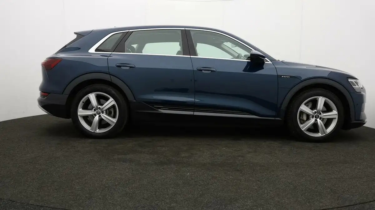 2020-audi-e-tron-50e-technik-big-7