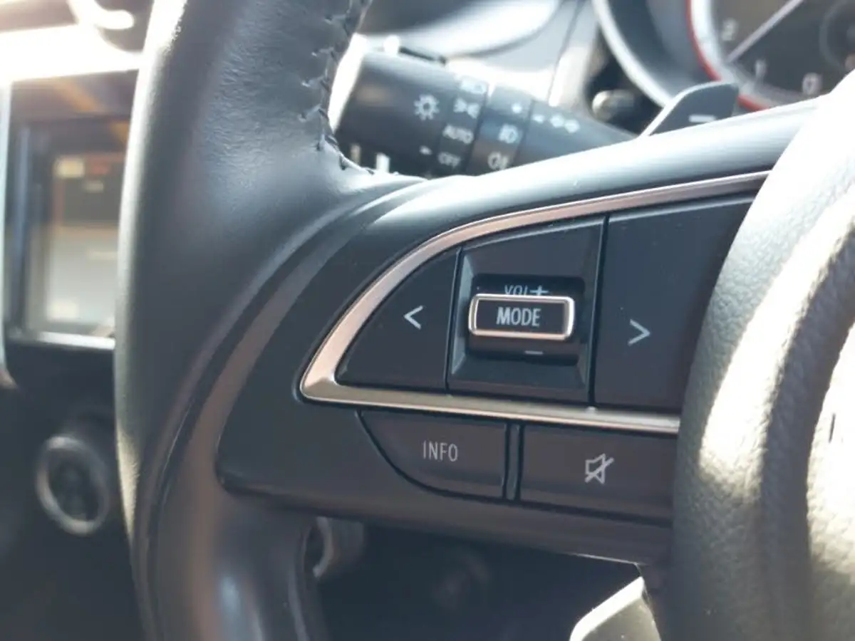 2022-suzuki-swift-12-dualjet-sz5-cvt-big-12