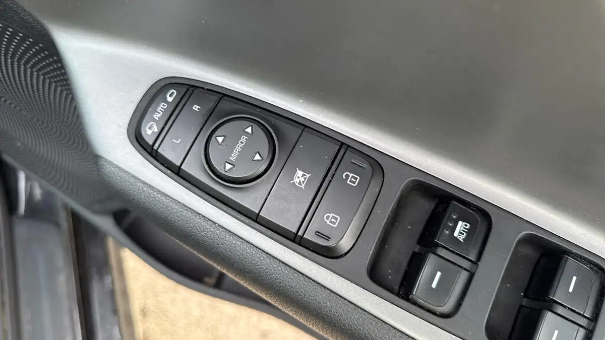 2021-kia-e-niro-ev-2-64-big-24