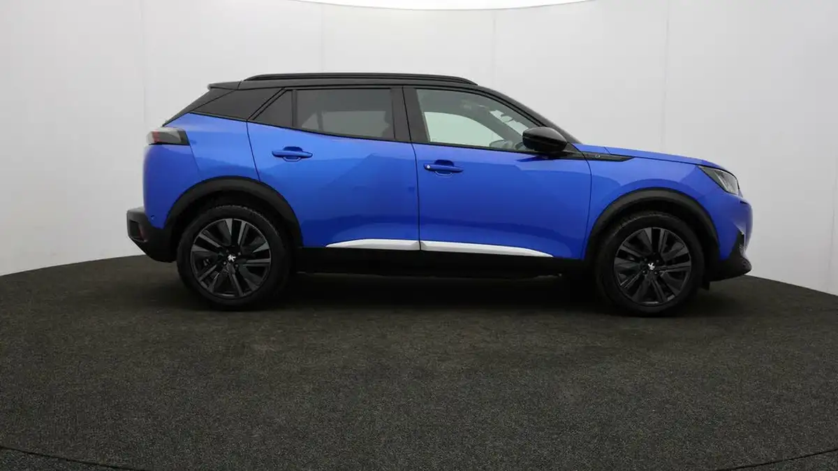 2021-peugeot-2008-suv-e-gt-premium-big-31