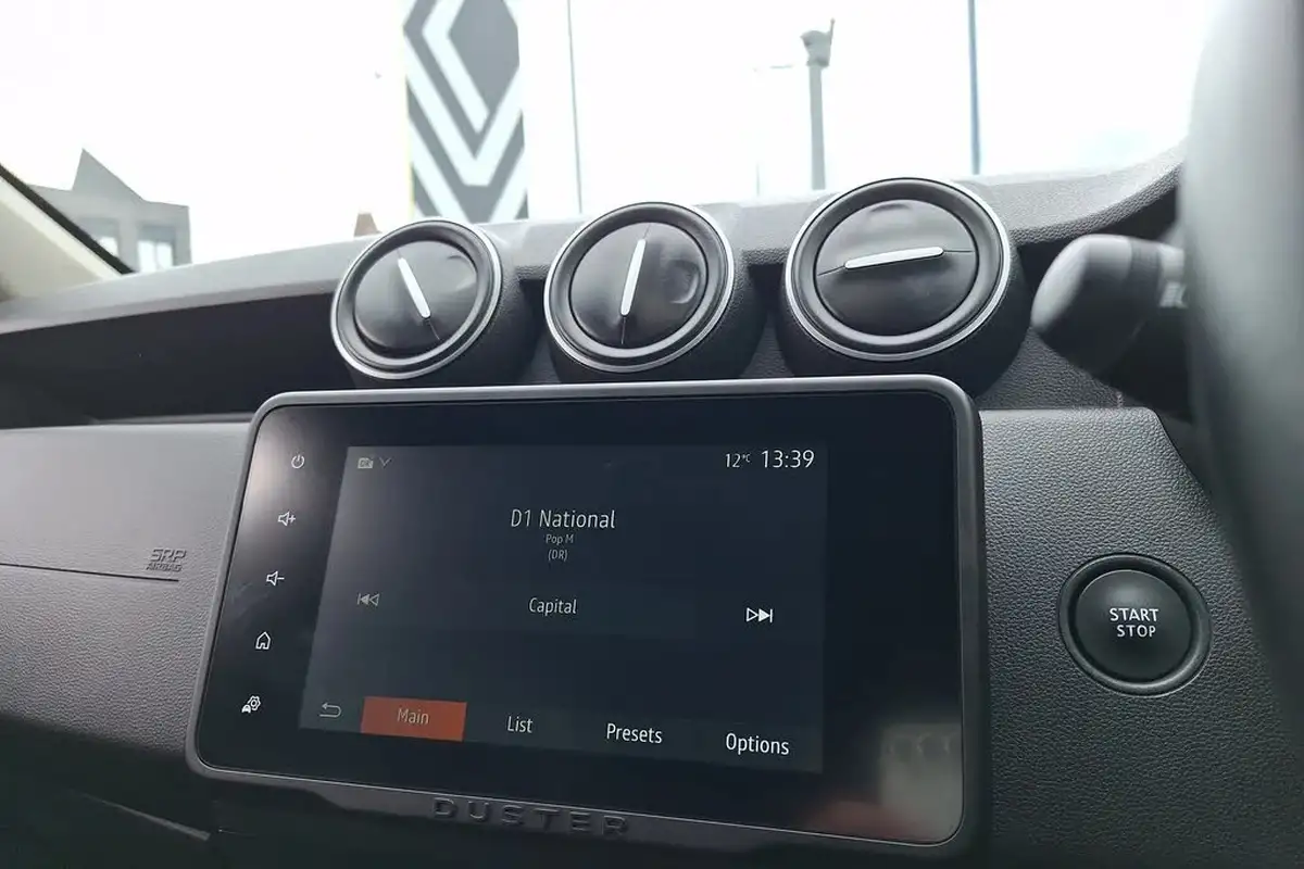 2024-dacia-duster-13-tce-journey-130bhp-1332cc-big-33