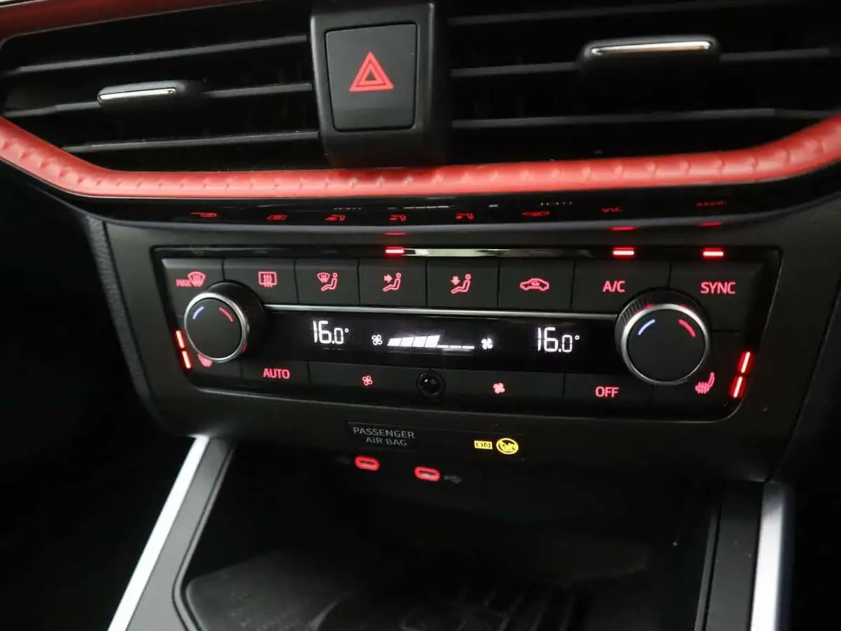 2024-seat-arona-15-tsi-fr-sport-big-17