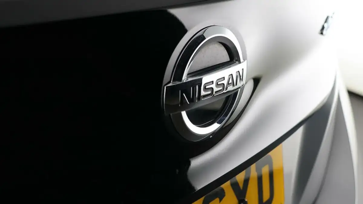 2021-nissan-leaf-e-tekna-big-20