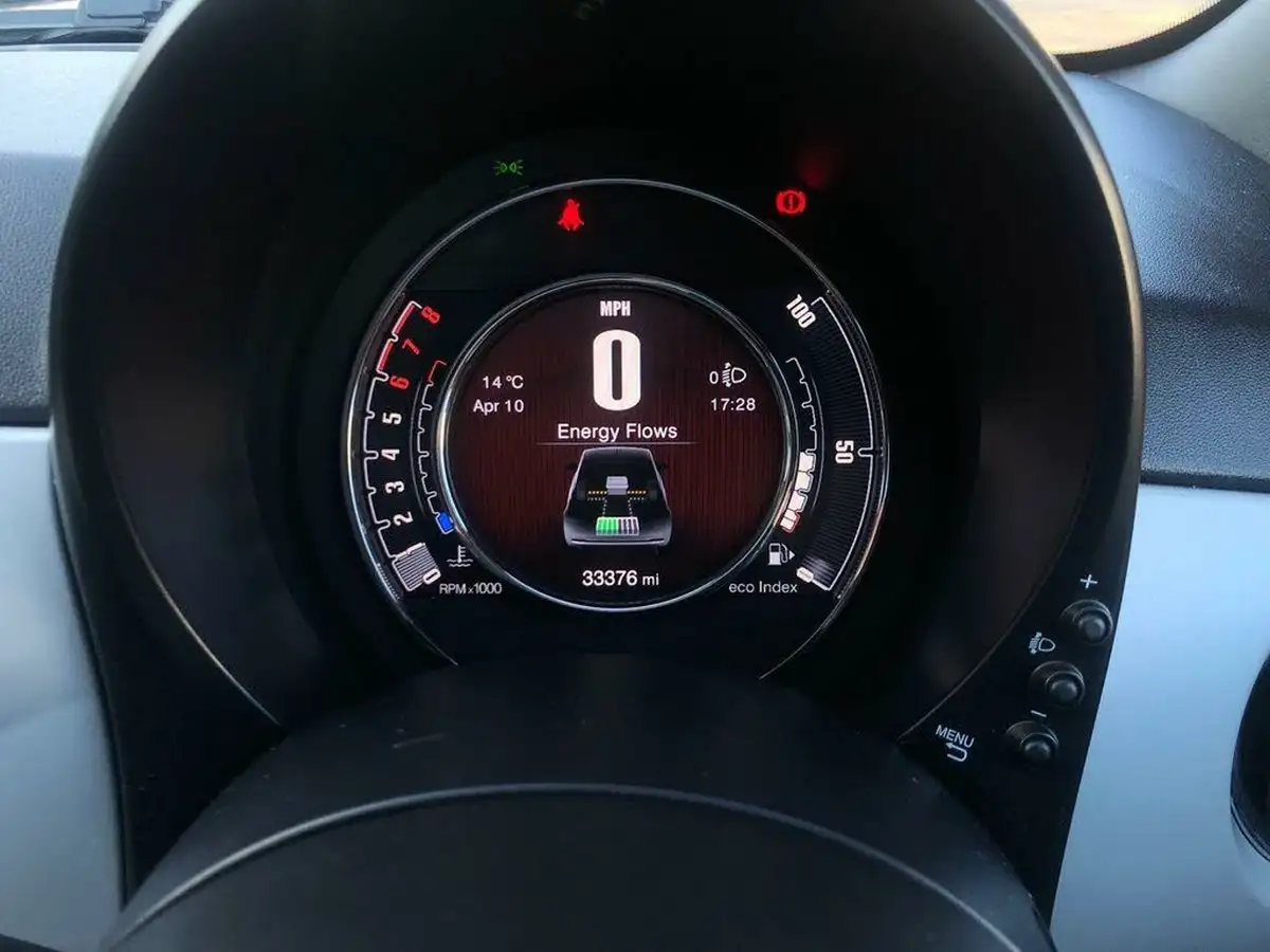 2021-fiat-500-10-star-big-15