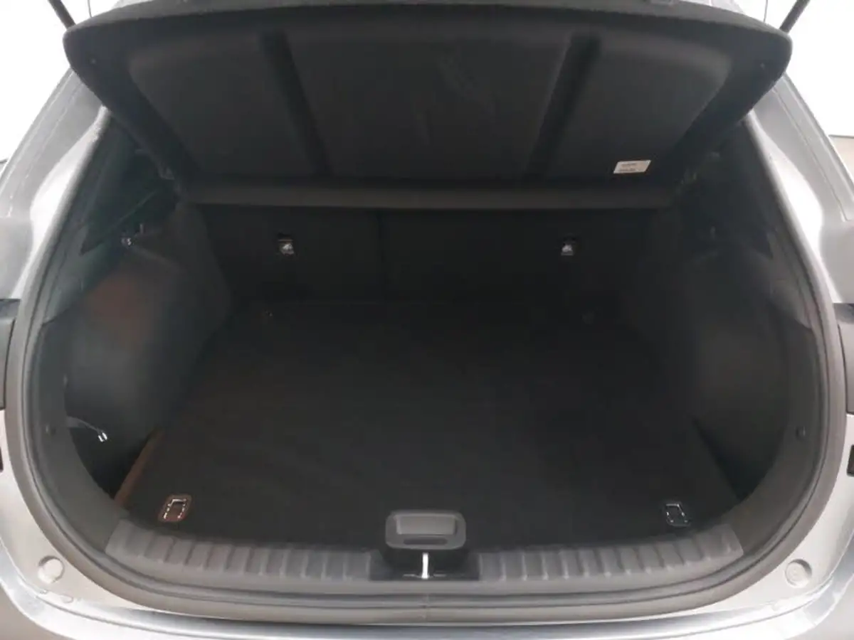 2022-kia-xceed-15-t-gdi-3-big-7
