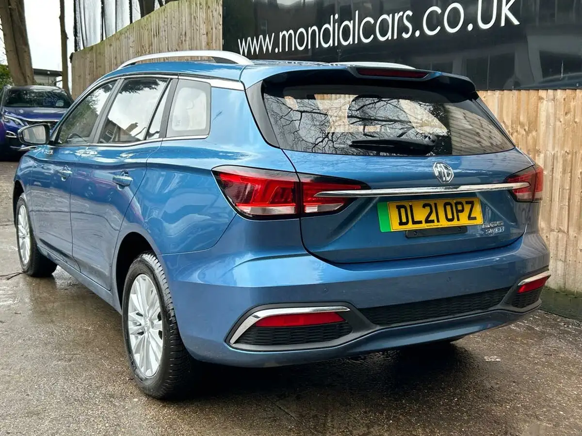 2021-mg-mg5-e-exclusive-ev-big-12