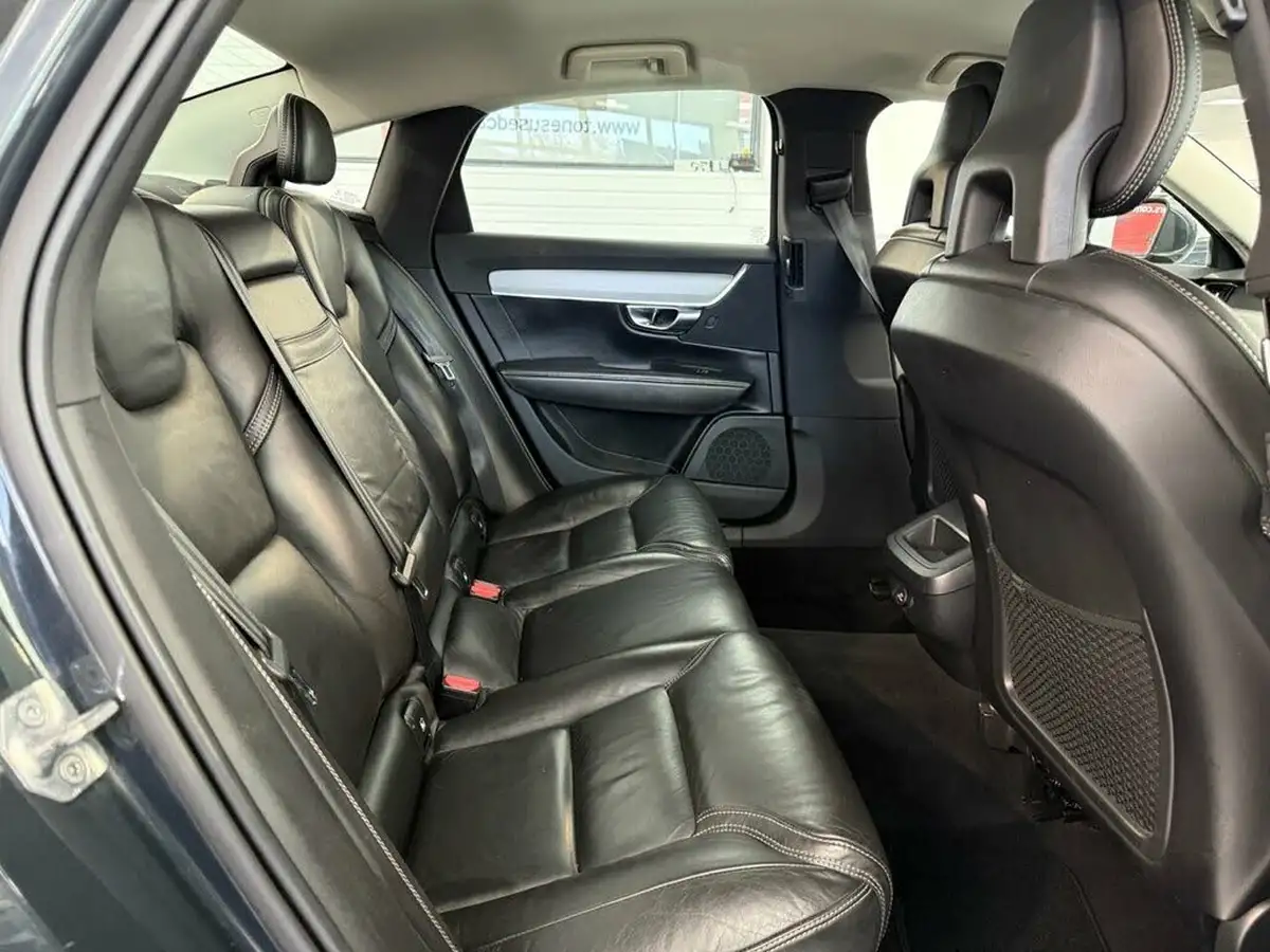 2017-volvo-s90-20td-d5-inscription-big-3