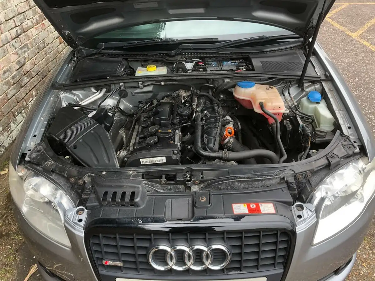 2007-audi-a4-avant-20-s-line-fsi-special-edition-big-18