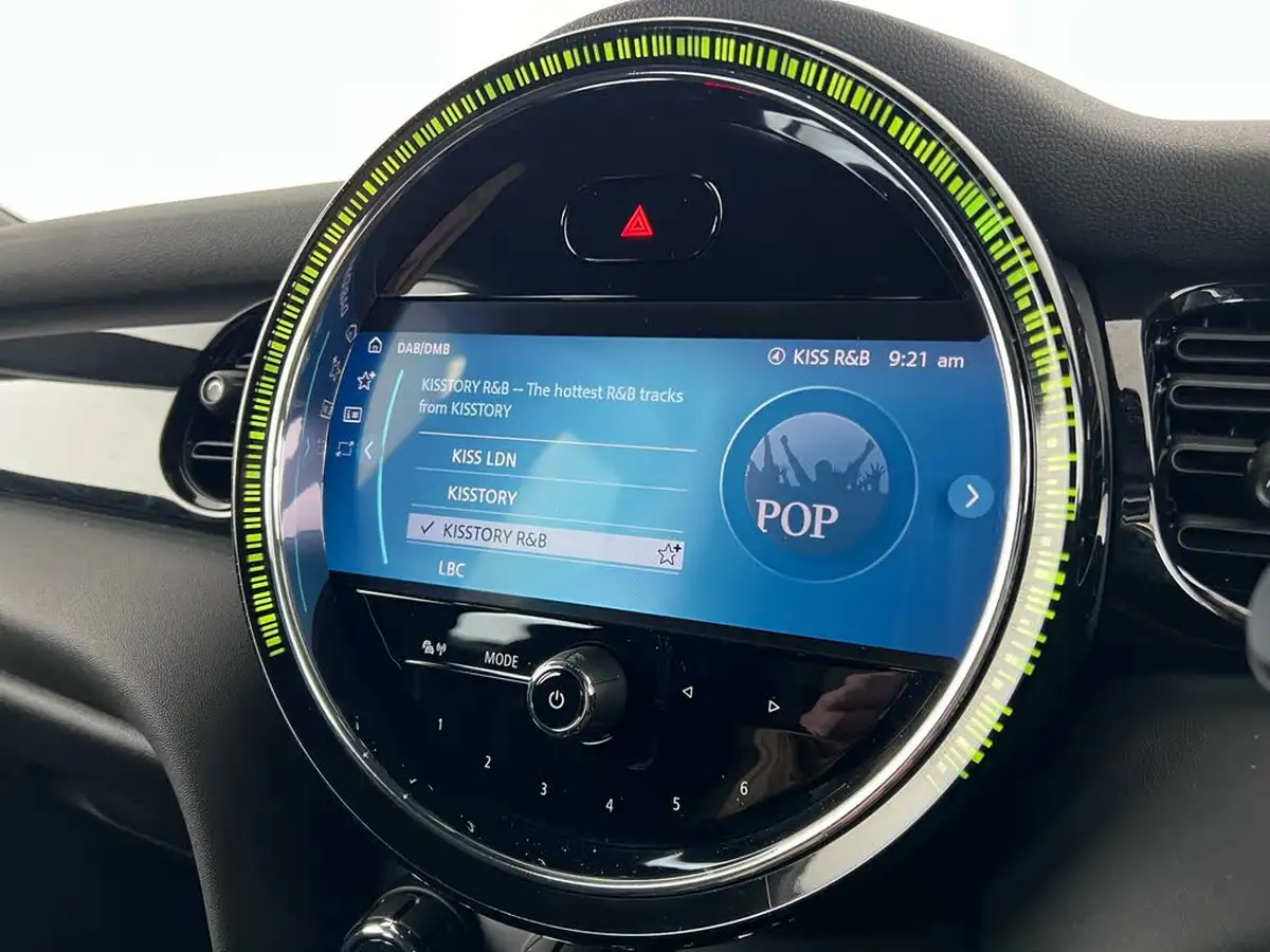 2021-mini-cooper-20-cooper-s-sport-hatchback-5d-auto-big-32
