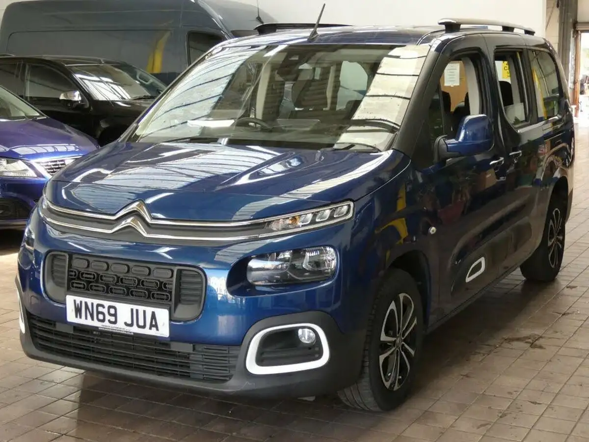 2019-citroen-berlingo-15bluehdi-flair-xl-size-130ps-eat8-big-21
