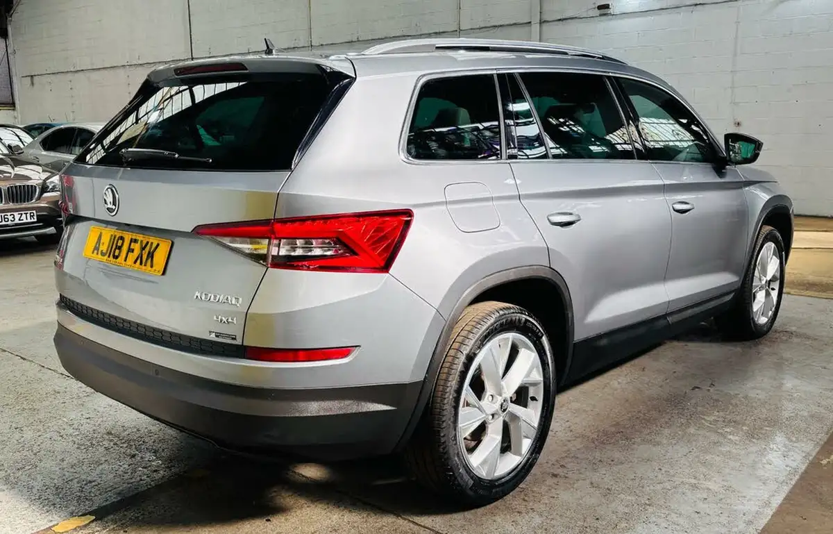 2018-skoda-kodiaq-20tdi-edition-190ps-4x4-7-seats-scr-dsg-big-3