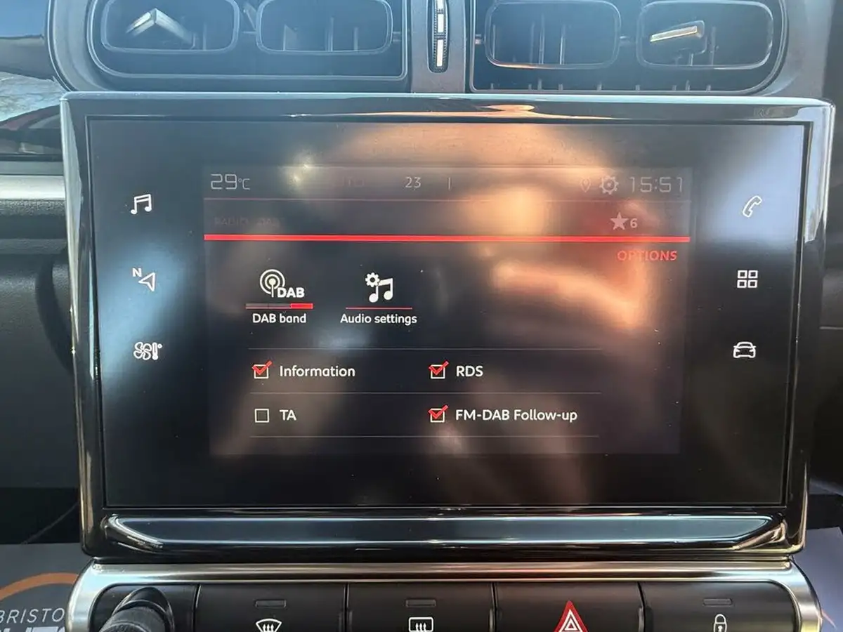 2019-citroen-c3-12-puretech-feel-82ps-big-25