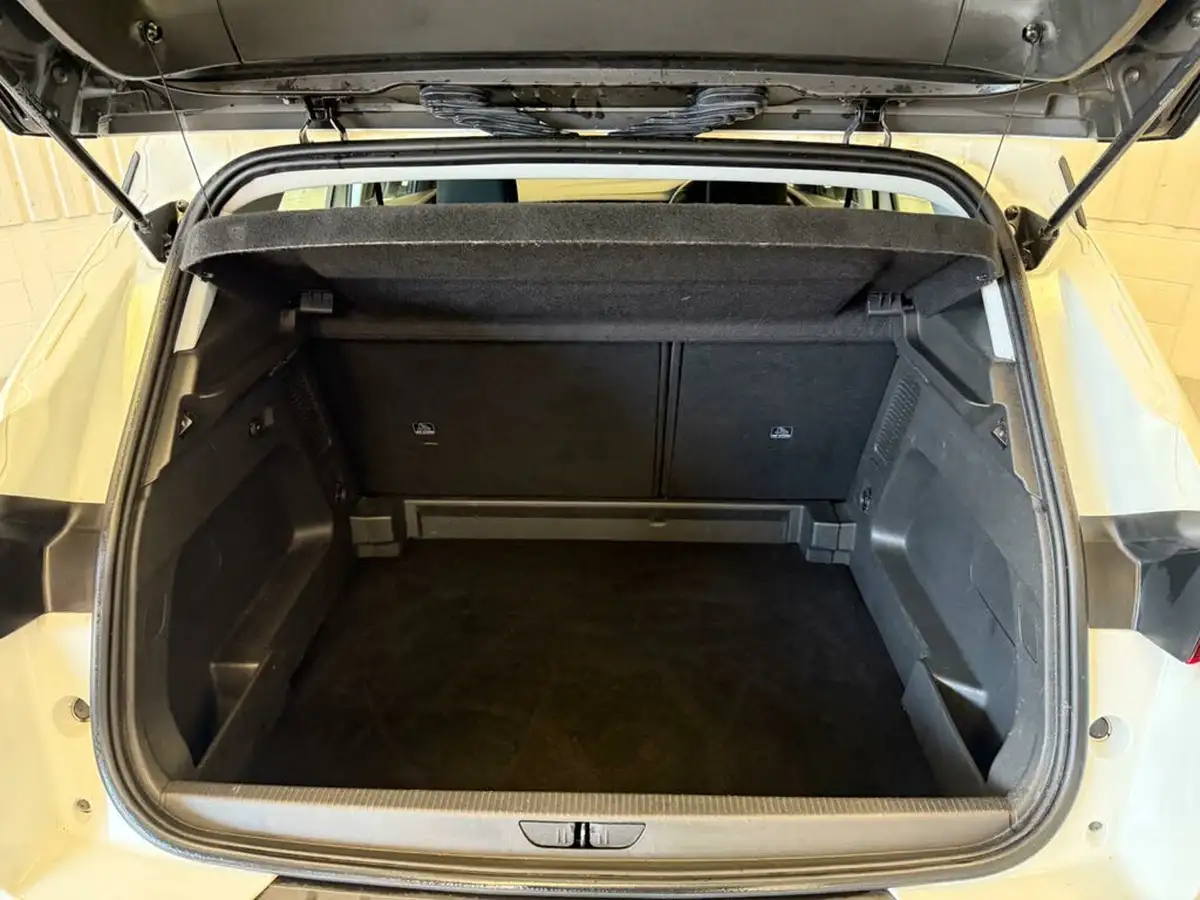 2018-vauxhall-grandland-x-12-se-130ps-big-10