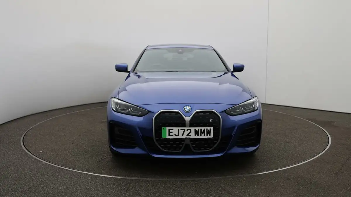2022-bmw-i4-e-edrive40-m-sport-big-2
