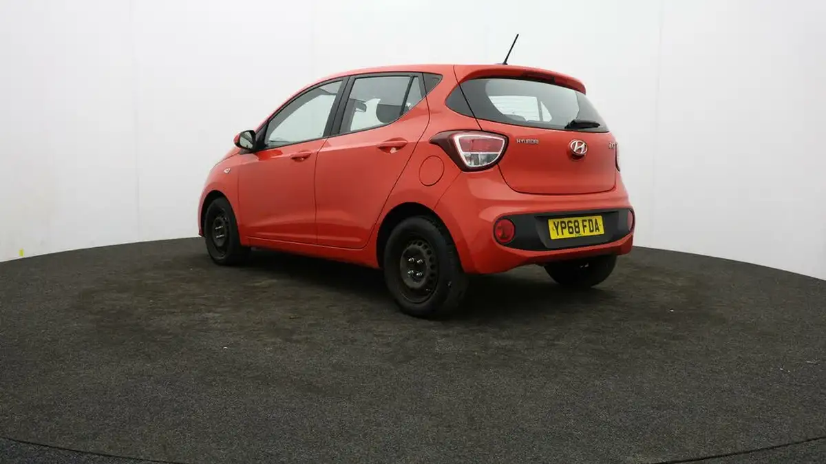 2018-hyundai-i10-10-se-67ps-big-69