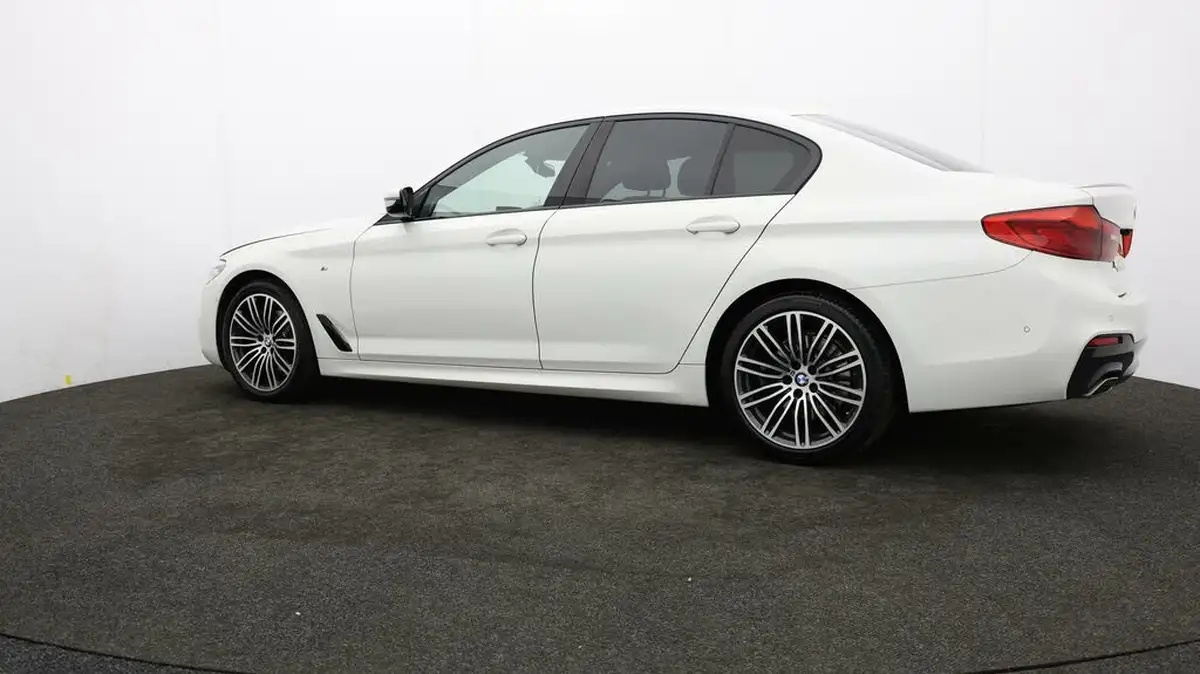2019-bmw-5-series-20td-520d-m-sport-190bhp-plus-pack-saloon-4d-big-65
