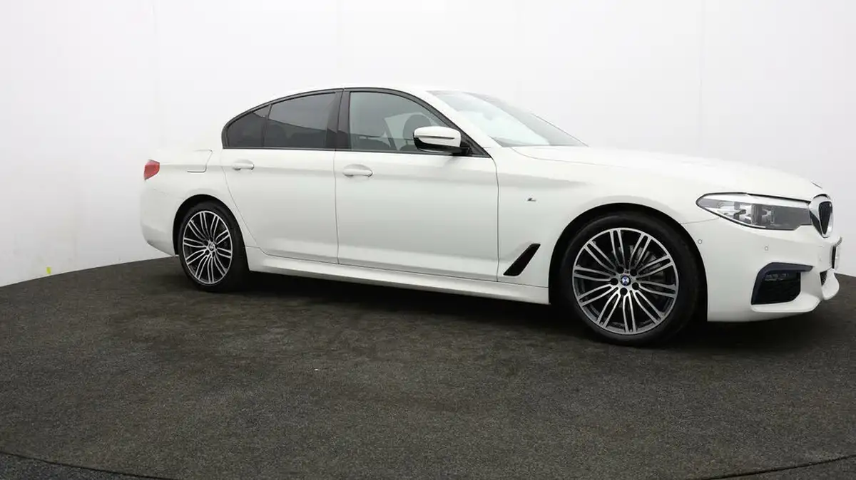 2019-bmw-5-series-20td-520d-m-sport-190bhp-plus-pack-saloon-4d-big-37
