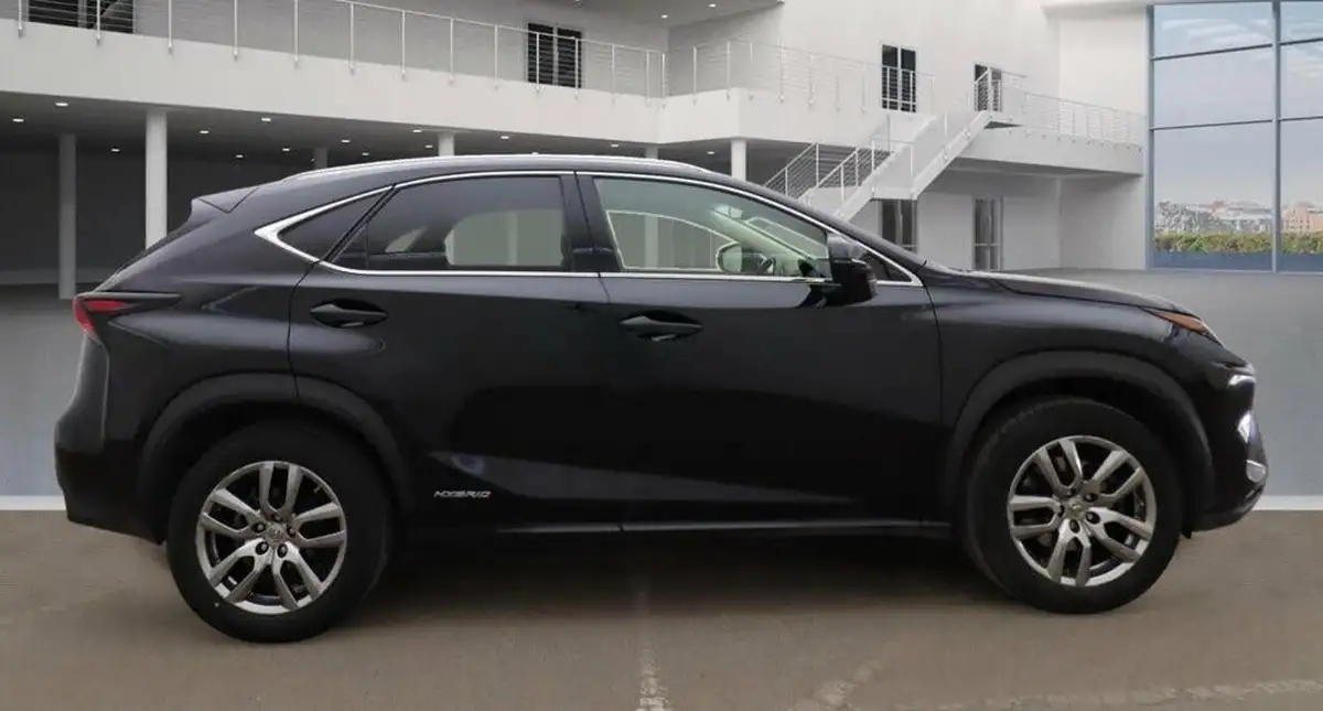 2017-lexus-nx-300h-25-luxury-p-navi-big-4