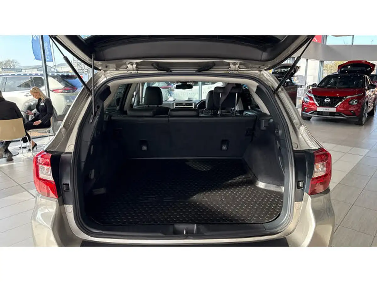 2018-subaru-outback-25i-se-premium-ss-big-3